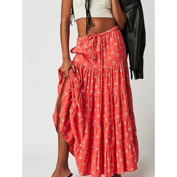 Free People Dresses & Skirts - Free People / Nova Tiered Maxi Skirt / Boho Floral Maxi